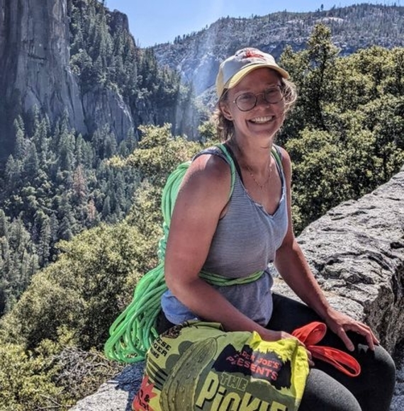 Meet your Posher, Ada - Picture 1 of 1